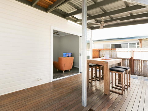 Estilo Bed And Breakfast - Accommodation Cooktown 3
