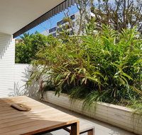 Executive Living in this Chic Garden Apartment - Accommodation Cooktown