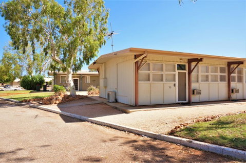 Exmouth Villas Unit 33 - Renovated Holiday Villa A Short Walk From Town Centre - Accommodation Cooktown 0
