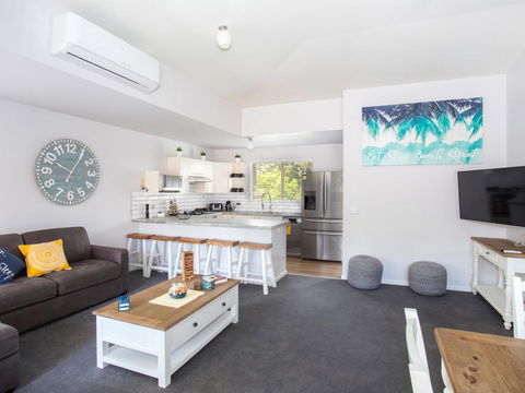 Fairway Haven Getaway - Accommodation Cooktown 0