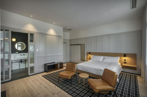 Farmers Home Hotel - Accommodation Cooktown 2