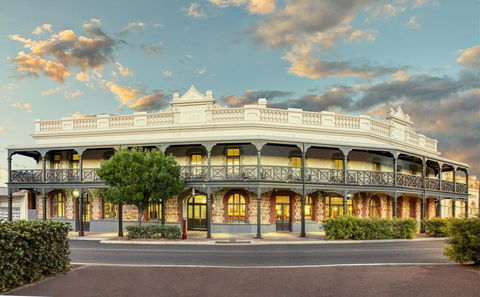 Farmers Home Hotel - Accommodation Cooktown 0