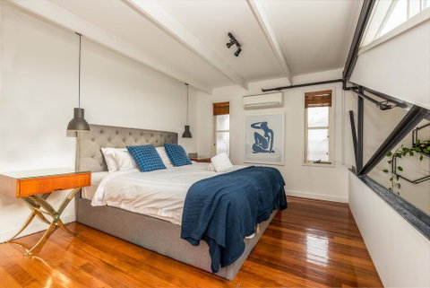 Fitzroy Converted Warehouse Penthouse - Accommodation Cooktown 1