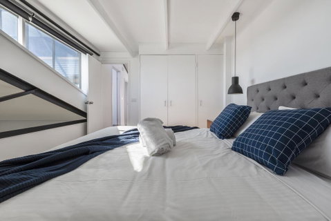Fitzroy Converted Warehouse Penthouse - Accommodation Cooktown 2