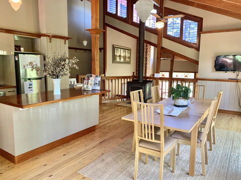 Floraison Red Hill - Accommodation Cooktown 1