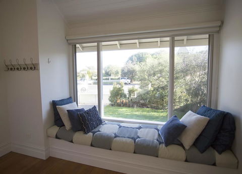GALWAY COTTAGE - Accommodation Cooktown 3