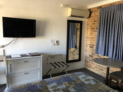 Golden Grain Motor Inn - Accommodation Cooktown 1