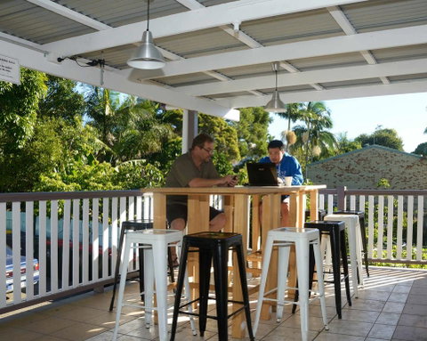 Gonow Family Backpackers Hostel - Accommodation Cooktown 3