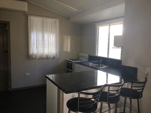 Goondihill Hotel - Accommodation Cooktown 2