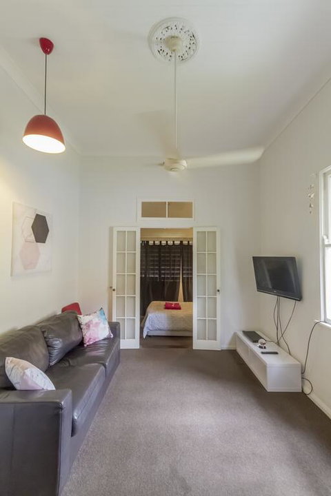 Grimshaw House - Accommodation Cooktown 1