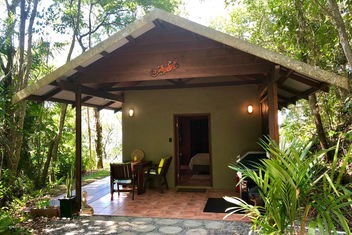 Gunnadoo Holiday with Accommodation Cooktown
