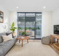 Herald 1-BR Apartment - Inner City Close to Beaches  Harbour - Accommodation Cooktown