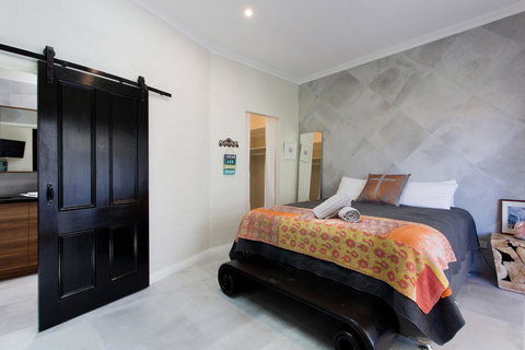 Hidden Treasure - Accommodation Cooktown 1