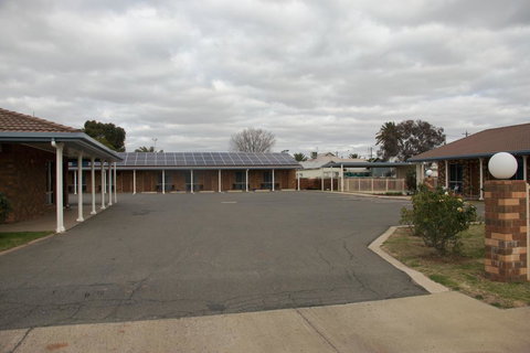 Highway Inn Motel - Accommodation Cooktown 2