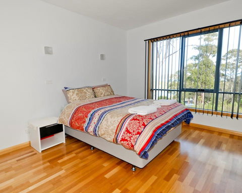 Hill Top Retreat Self Contained Accomodation - Accommodation Cooktown 3