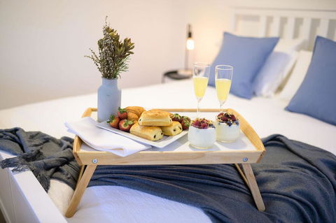 Hinterland Boutique Cottages -Cozy Cottage - Accommodation Cooktown 3