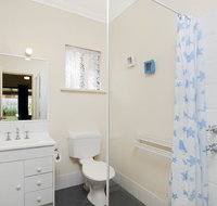 Holiday on the Terrace - Accommodation Cooktown