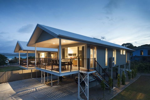 Island Villas & Apartments - Accommodation Cooktown 1