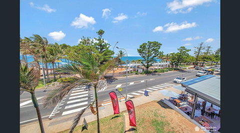 Island Vista - Accommodation Cooktown 2
