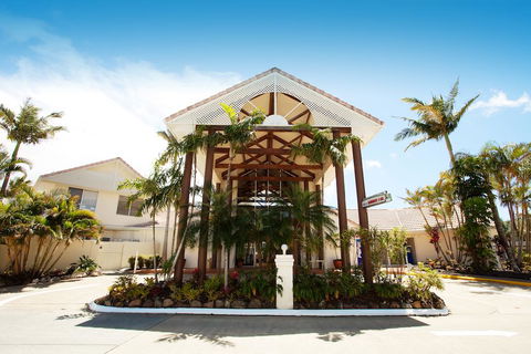 Isle Of Palms Resort - Accommodation Cooktown 1