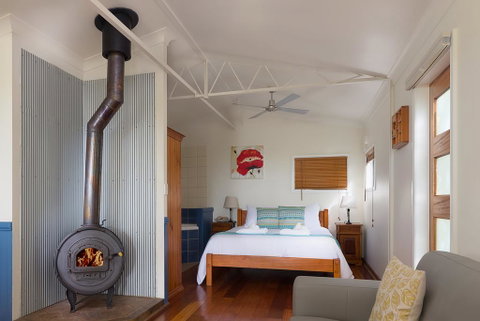 Jacaranda Cottages - Accommodation Cooktown 3