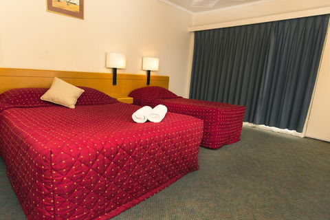 Kalgoorlie Overland Motel - Accommodation Cooktown 2
