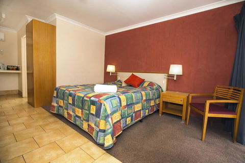 Kalgoorlie Overland Motel - Accommodation Cooktown 1