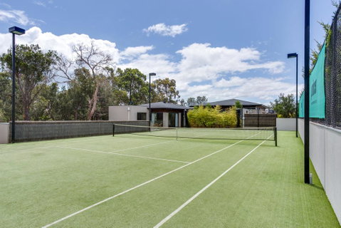 Kalina Retreat: Resort Style Tennis & Pool - Accommodation Cooktown 3