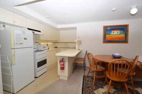 Karoonda 2 - Accommodation Cooktown 3