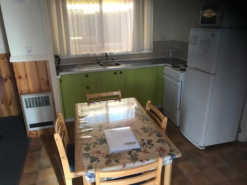 Kellraine Holiday Units - Accommodation Cooktown 0