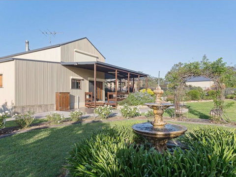 Kelman Cottage - Tucked Away With Pool + Native Wildlife - Accommodation Cooktown 1