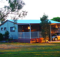 Killarney View Cabins and Caravan Park