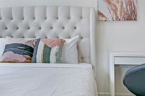 KOZYGURU ZETLAND COSY 3 BEDROOM APT EAST VILLAGE NZE906-1413 - Accommodation Cooktown 1