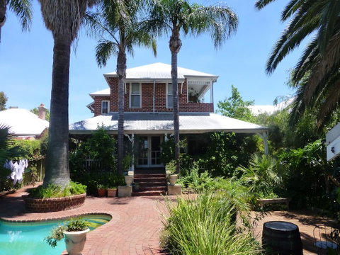 Lakeside Bed & Breakfast - Accommodation Cooktown 0