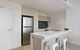 Large Modern 2 Bedroom Apartment Near Lake Claremont - thumb 2