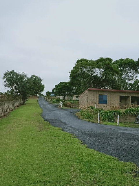 Limestone Coast Tourist Park - Accommodation Cooktown 3