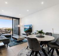 Luxury Living with Panoramic Views - Accommodation Cooktown