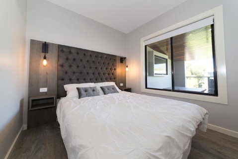 Luxury On Lewis - 6 Lewis Road - Accommodation Cooktown 0