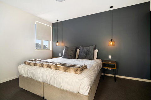 Luxury Spa Retreat With Ocean And Hinterland Views - Accommodation Cooktown 3