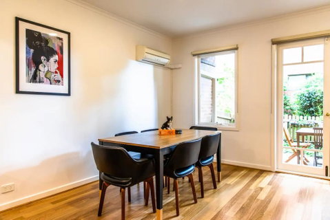 Luxury Spacious 2 Bedroom Fitzroy Apartment - Accommodation Cooktown 2