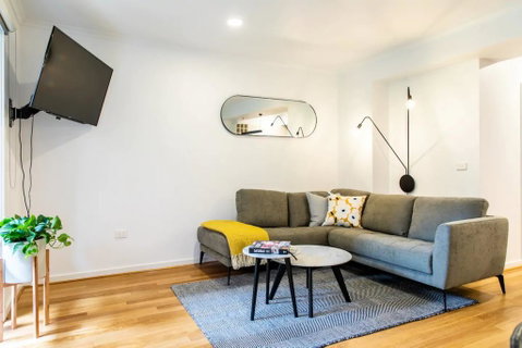 Luxury Spacious 2 Bedroom Fitzroy Apartment - Accommodation Cooktown 0