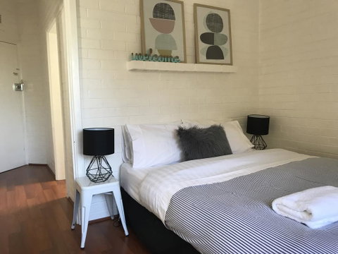 M106 Holiday Apartment In The City - Accommodation Cooktown 1