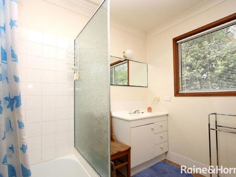 Mac's Surf Style - 12 Ocean Drive - Accommodation Cooktown 2