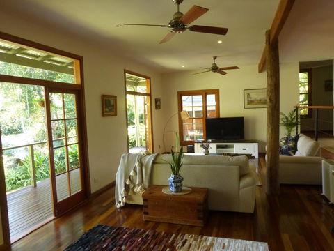 Magnolia Cottage - Accommodation Cooktown 2