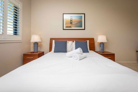 Mandalay Villas - Villa 2 - Accommodation Cooktown 3