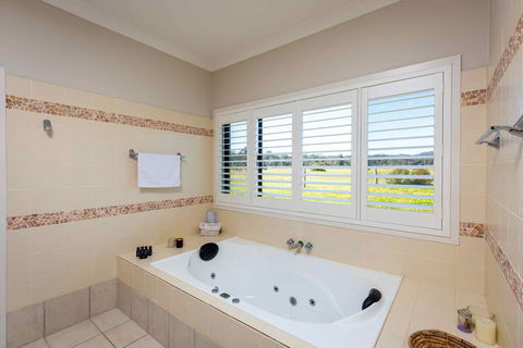 Mandalay Villas - Villa 2 - Accommodation Cooktown 1