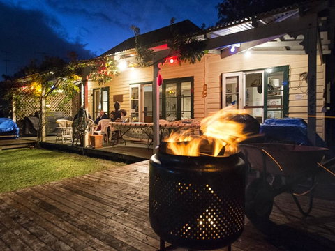 Mandurah Riverfront Holiday Rental - Accommodation Cooktown 2