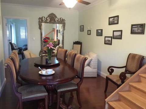 Margate House - Accommodation Cooktown 0