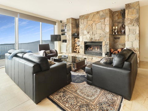 MarkII 4 West - Accommodation Cooktown 1