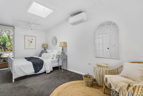 MARTHA COTTAGE - MT MARTHA - Accommodation Cooktown 3